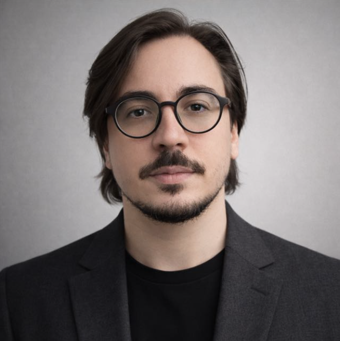 Portrait of Vini Asevedo